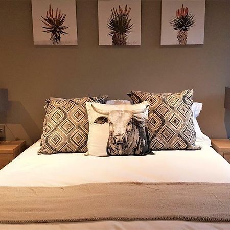The Hillcrest Guesthouse Ист-Лондон Экстерьер фото