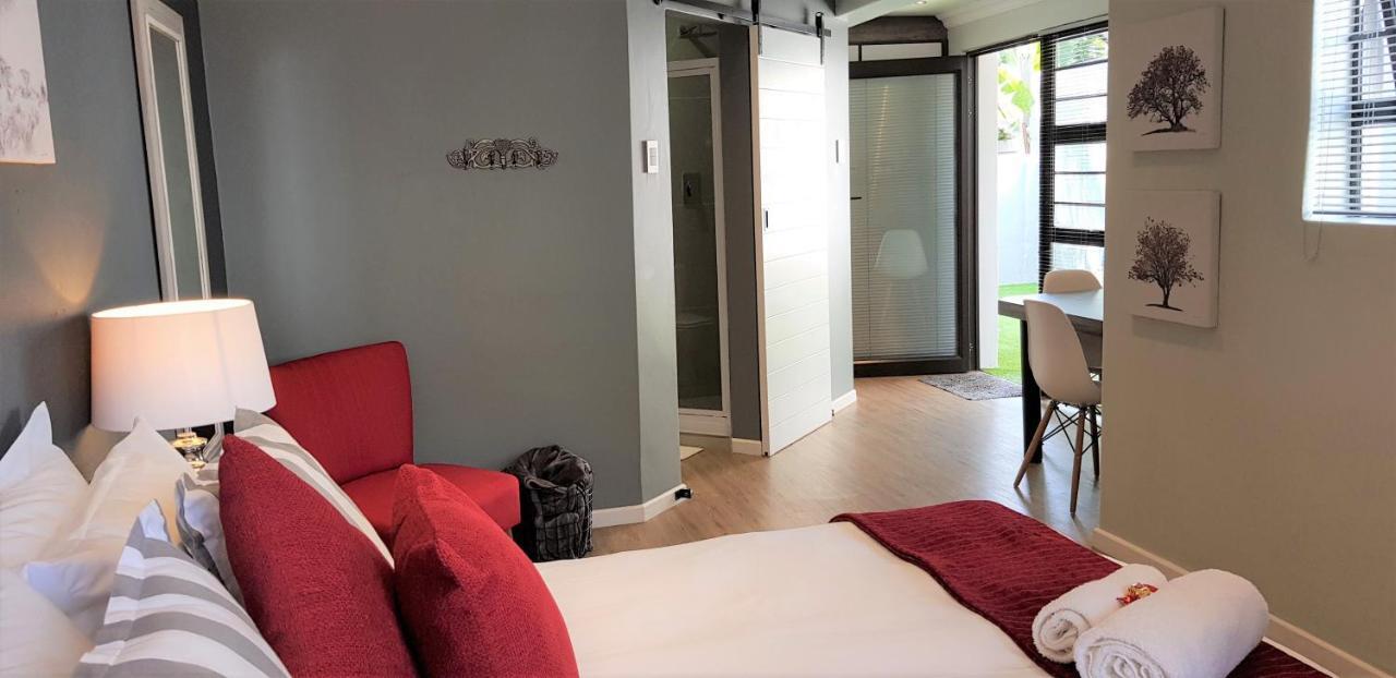 The Hillcrest Guesthouse Ист-Лондон Экстерьер фото